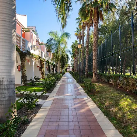 Cordial Golf Apartment *